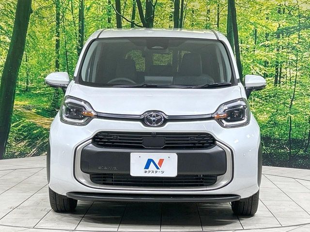 TOYOTA SIENTA HYBRID 2025 Image 31