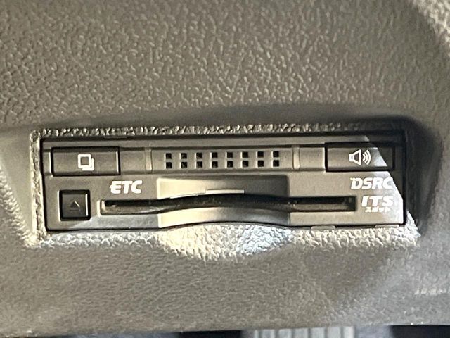 TOYOTA PRIUS 2016 Image 31