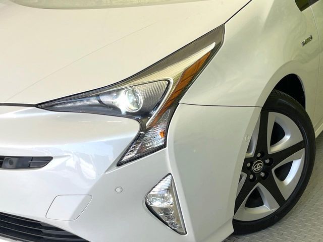 TOYOTA PRIUS 2016 Image 31