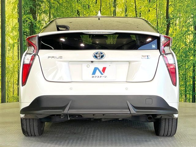 TOYOTA PRIUS 2016 Image 31