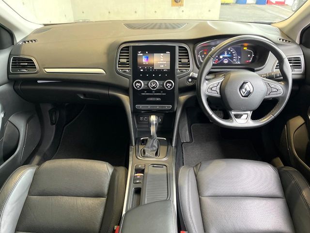 RENAULT MEGANE HATCH 2022 Image 31