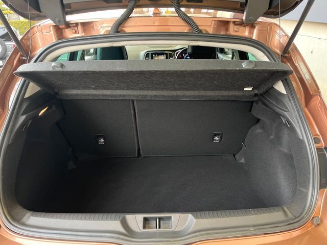 RENAULT MEGANE HATCH 2022 Image 31