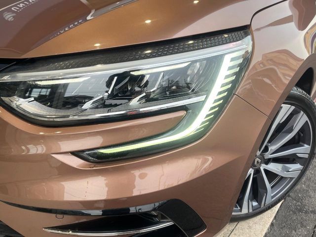 RENAULT MEGANE HATCH 2022 Image 31