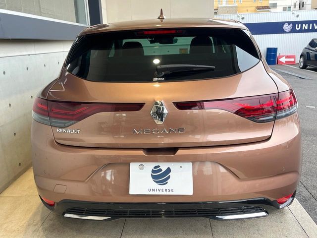 RENAULT MEGANE HATCH 2022 Image 31