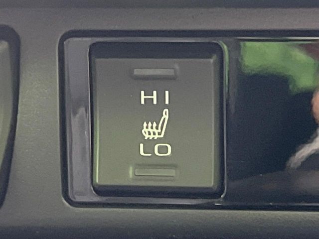 TOYOTA RAV4 HYBRID 4WD 2021 Image 31