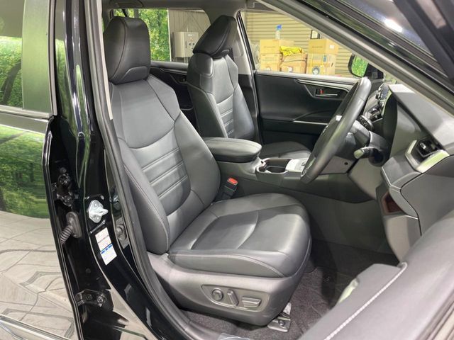 TOYOTA RAV4 HYBRID 4WD 2021 Image 31