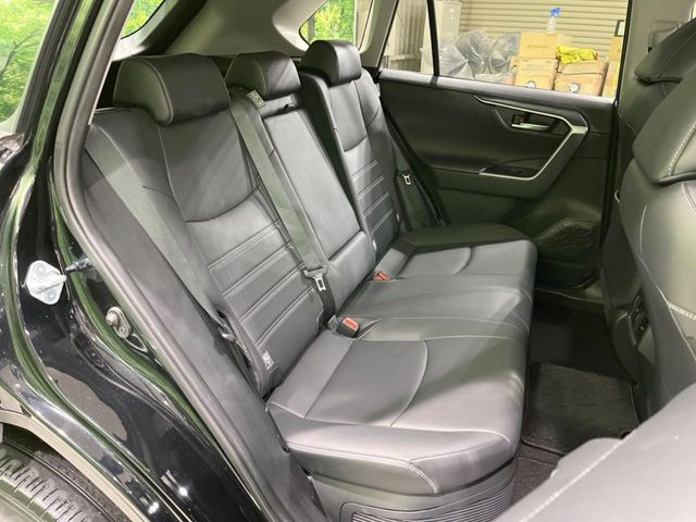 TOYOTA RAV4 HYBRID 4WD 2021 Image 31