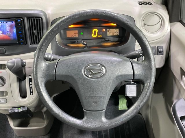 DAIHATSU MIRA E:S 2016 Image 31