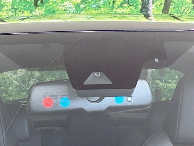 TOYOTA C-HR 2017 Image 31