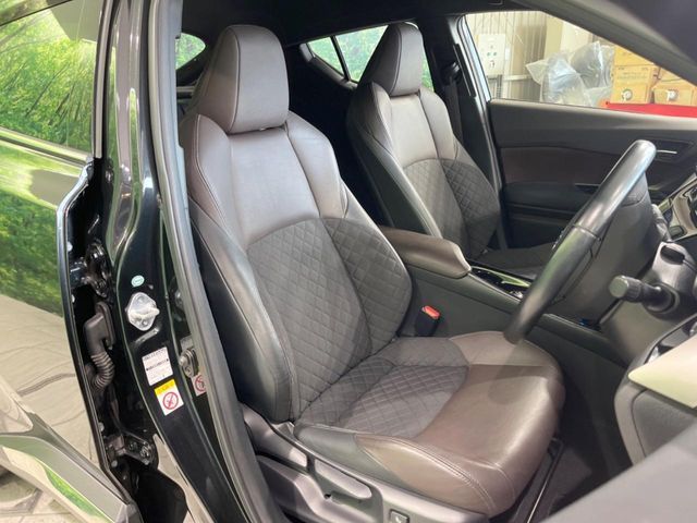 TOYOTA C-HR 2017 Image 31