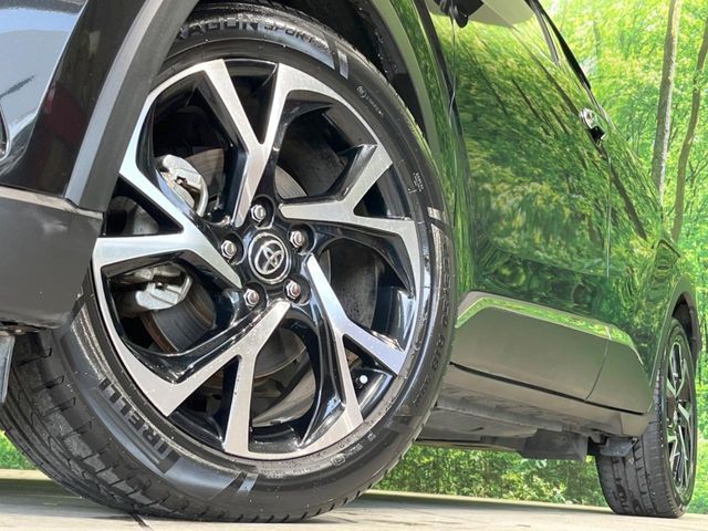 TOYOTA C-HR 2017 Image 31