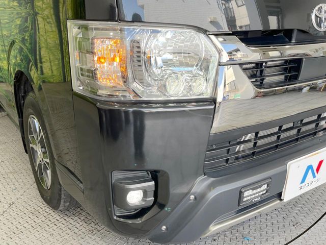 TOYOTA HIACE VAN 2WD 2022 Image 31