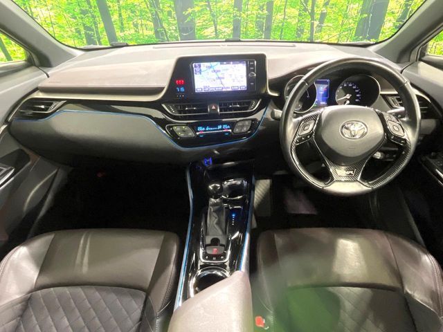 TOYOTA C-HR 2017 Image 31