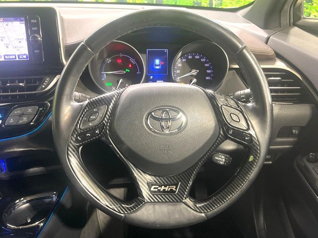 TOYOTA C-HR 2017 Image 31