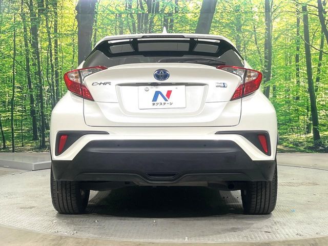 TOYOTA C-HR 2017 Image 31