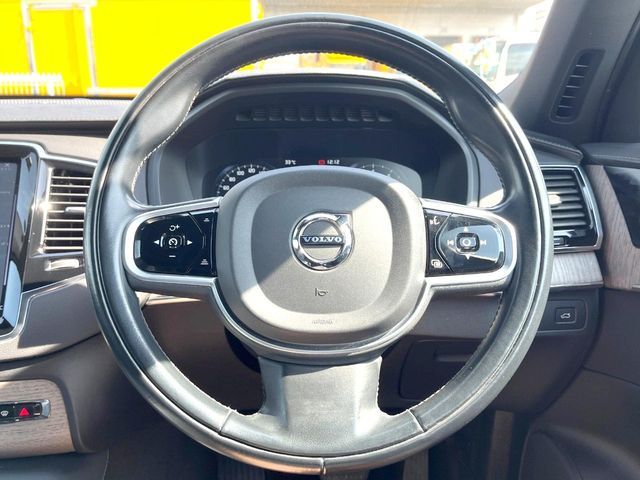 VOLVO XC90 2021 Image 31