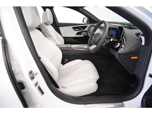 MERCEDES BENZ E CLAS 2024 Image 31