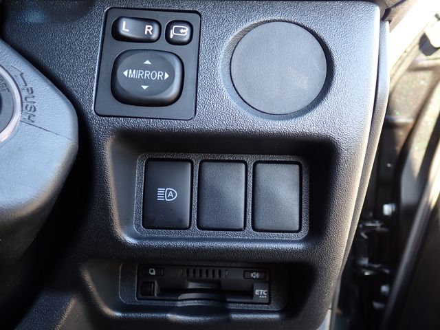 TOYOTA HIACE VAN 1.25T 2WD 2024 Image 31