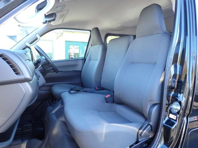 TOYOTA HIACE VAN 1.25T 2WD 2024 Image 31