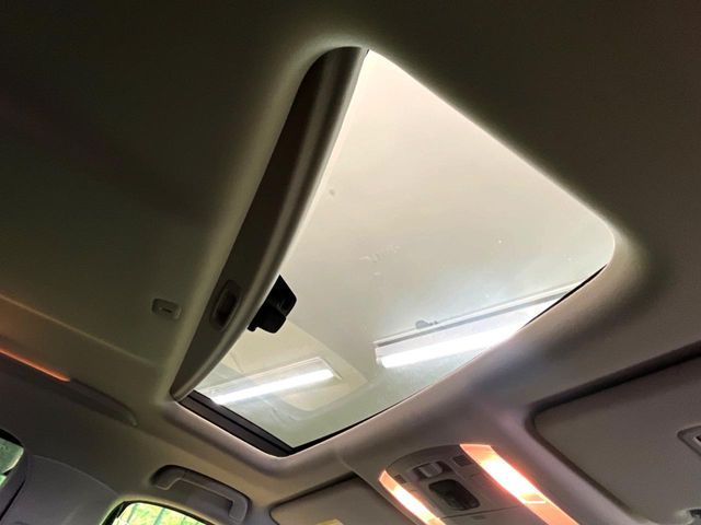 TOYOTA ALPHARD 2011 Image 31