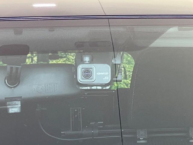 TOYOTA PRIUS ALPHA 2016 Image 31