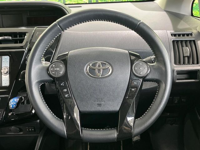 TOYOTA PRIUS ALPHA 2016 Image 31