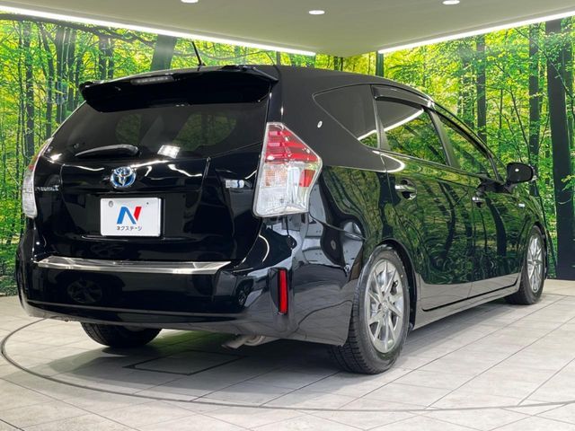TOYOTA PRIUS ALPHA 2016 Image 31
