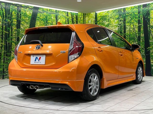 TOYOTA AQUA 2015 Image 31