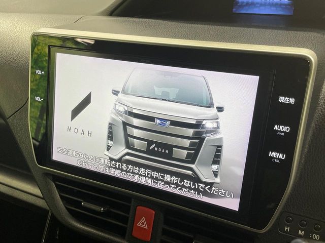 TOYOTA NOAH HYBRID 2018 Image 31
