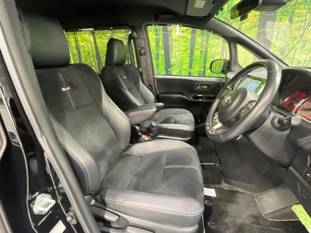 TOYOTA NOAH 2019 Image 31