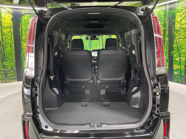 TOYOTA NOAH 2019 Image 31