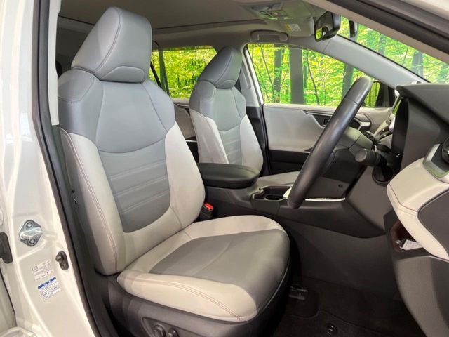 TOYOTA RAV4 HYBRID 4WD 2019 Image 31