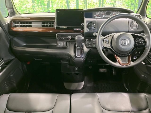 HONDA N BOX CUSTOM 2022 Image 31