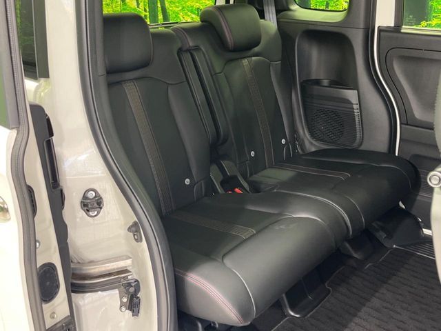 HONDA N BOX CUSTOM 2022 Image 31