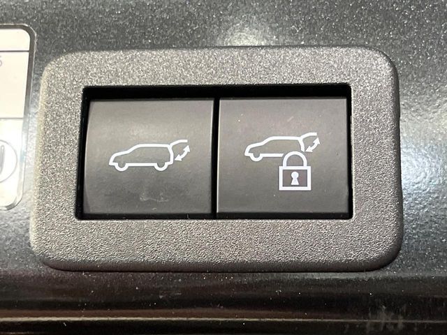 TOYOTA YARIS CROSS HYBRID 2023 Image 31