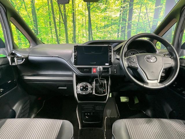 TOYOTA VOXY 2019 Image 31