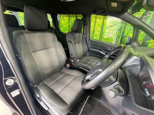 TOYOTA VOXY 2019 Image 31