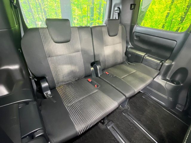 TOYOTA VOXY 2019 Image 31