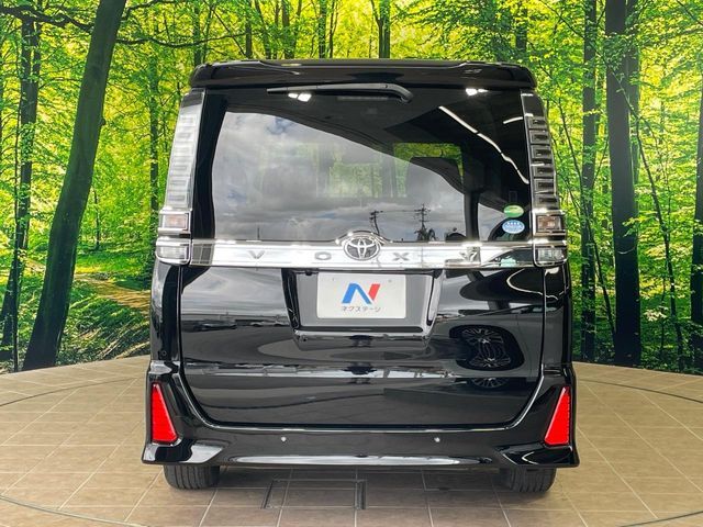 TOYOTA VOXY 2019 Image 31