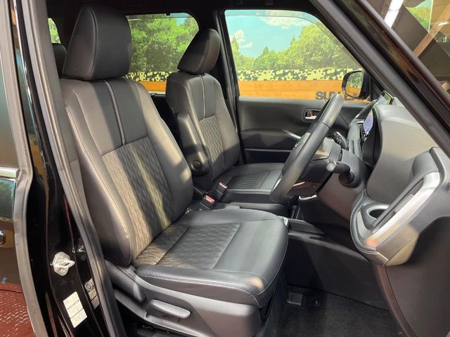 TOYOTA NOAH HYBRID 2023 Image 31