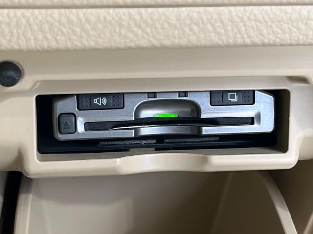 TOYOTA VELLFIRE  HYBRID 4WD 2014 Image 31