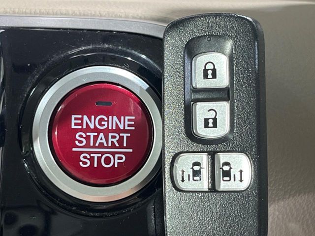 HONDA N BOX 2013 Image 31