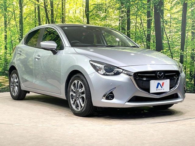 MAZDA DEMIO 2016 Image 31