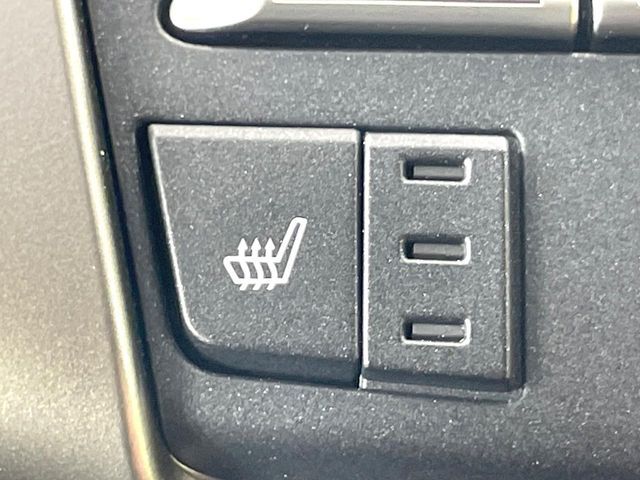 TOYOTA LEXUS NX300 2017 Image 31