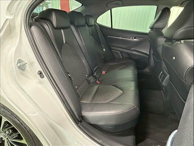 TOYOTA CAMRY HYBRID 2019 Image 31