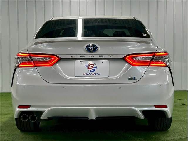 TOYOTA CAMRY HYBRID 2019 Image 31