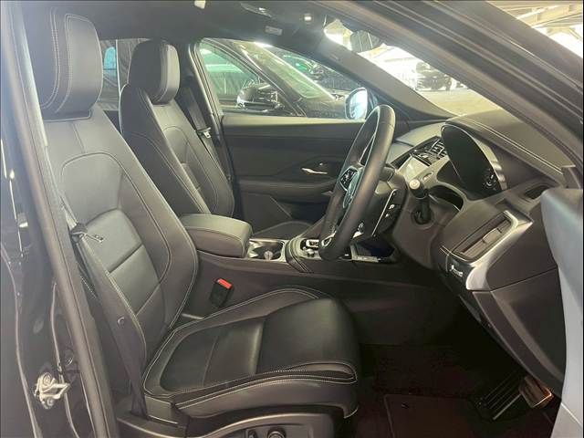 JAGUAR E-PACE 2024 Image 31