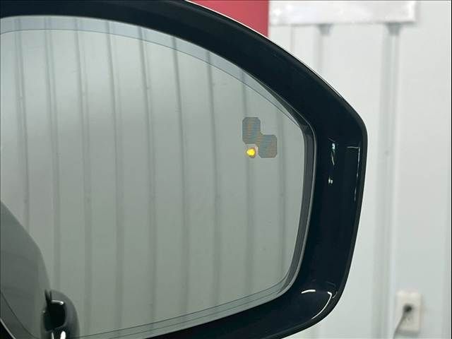 JAGUAR E-PACE 2024 Image 31