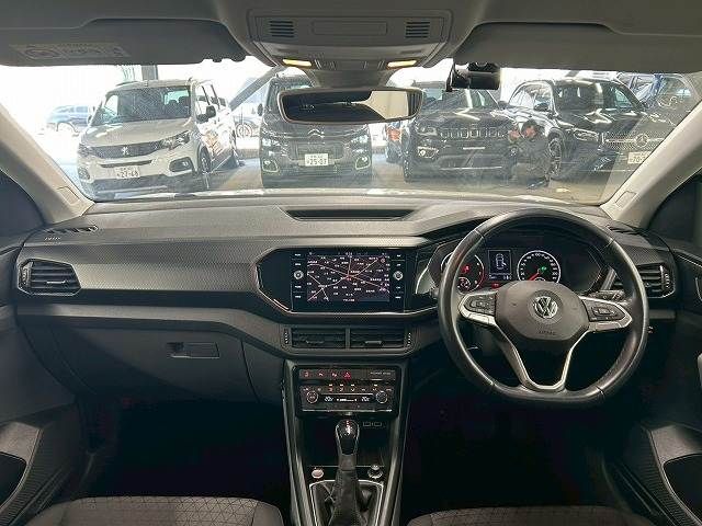 VOLKSWAGEN T-CROSS 2020 Image 31