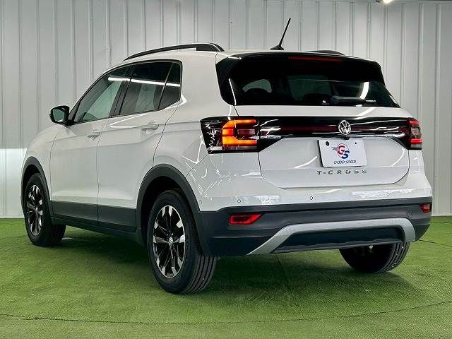 VOLKSWAGEN T-CROSS 2020 Image 31